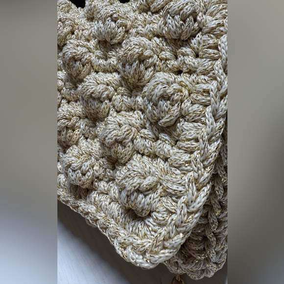 Lulu XS Bubbles Knit Bag in Beige and Gold Metallic - Picture 7 of 7
